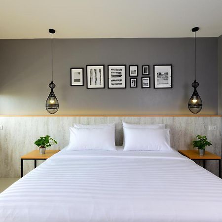 Ruenthip Pattaya Hotel Quarto foto